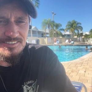 Meet your Posher, Bradley